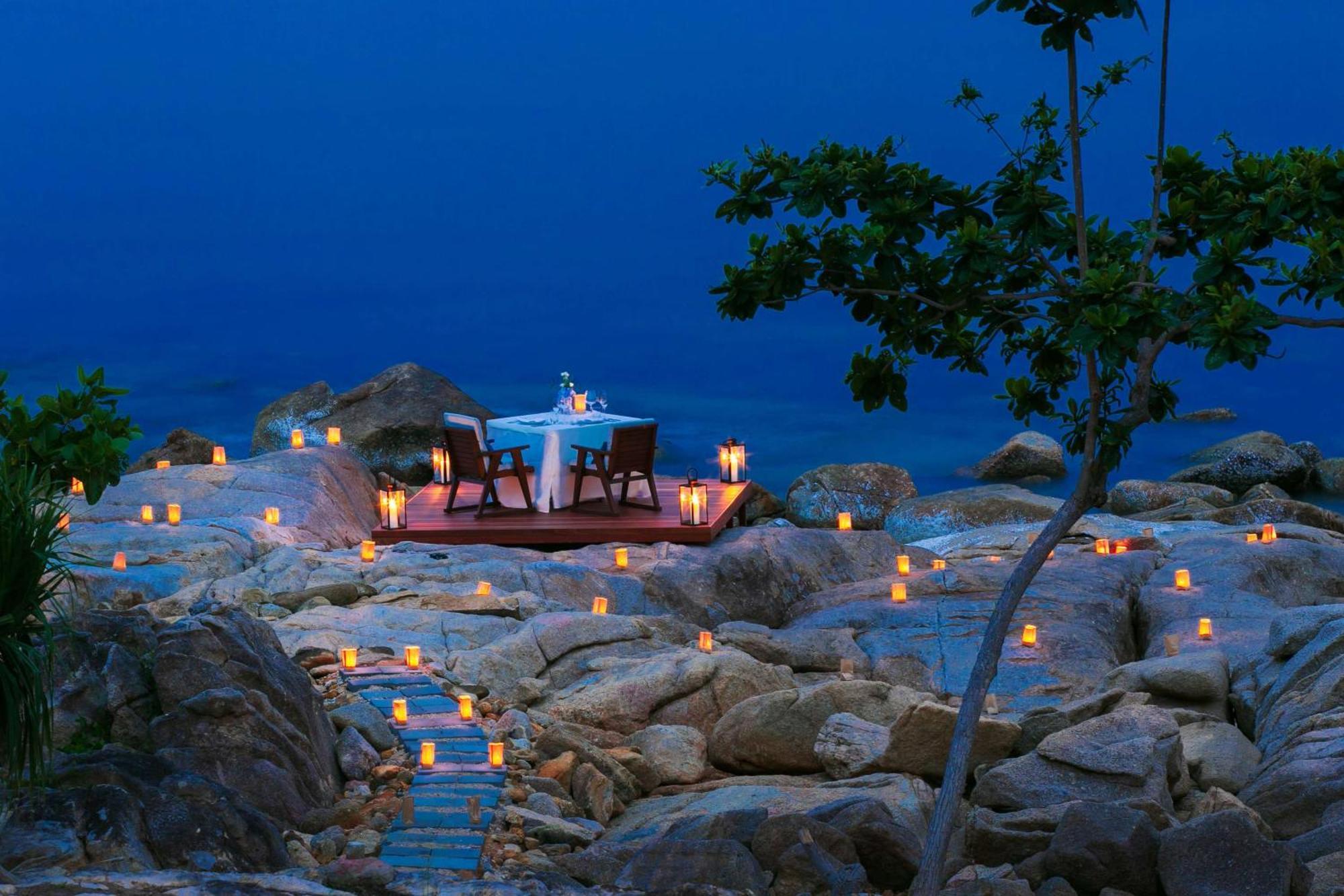Hyatt Regency Koh Samui Hotel Csaveng-part Kültér fotó A private dining experience at the resort