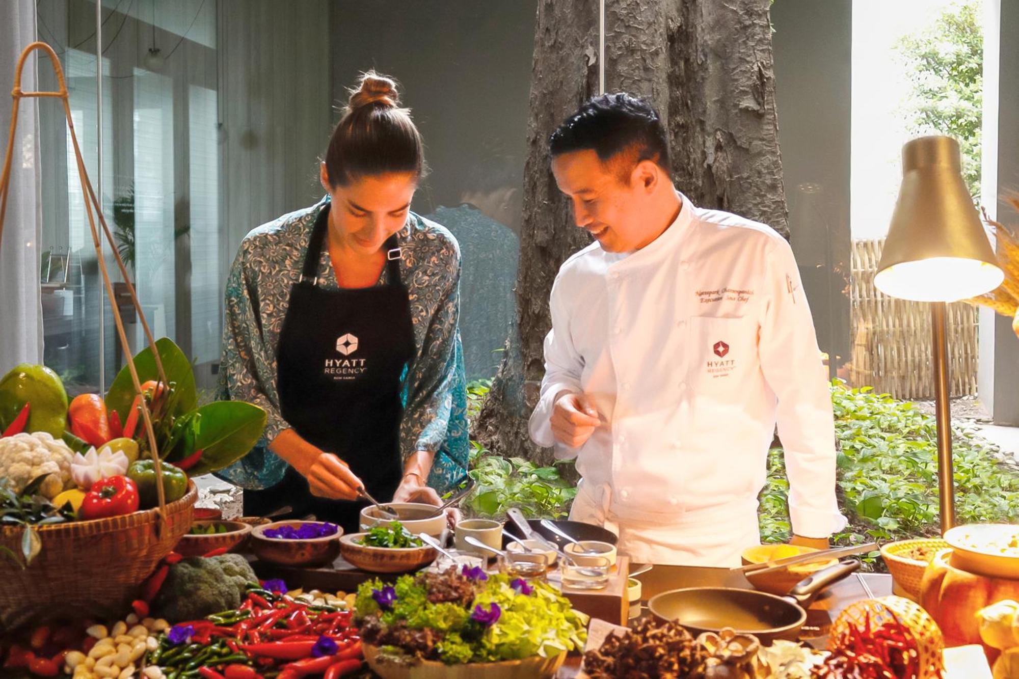Hyatt Regency Koh Samui Hotel Csaveng-part Kültér fotó Chef and his sous-chef